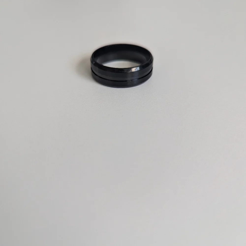 Men's ring